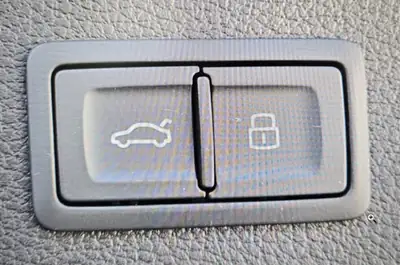 Audi Q2 2.0 TFSI S Line — SUV compact dynamique, 58 000 km, équipements premium — Thumbnail 14