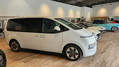 Hyundai Staria 2.2 CRDi Vertex 4WD — Monospace 9 places, 4x4, équipement premium — Thumbnail 7