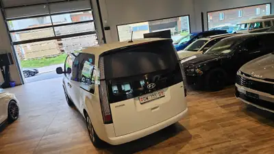 Hyundai Staria 2.2 CRDi Vertex 4WD — Monospace 9 places, 4x4, équipement premium — Thumbnail 14
