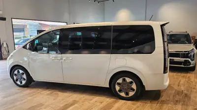 Hyundai Staria 2.2 CRDi Vertex 4WD — Monospace 9 places, 4x4, équipement premium — Thumbnail 15