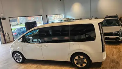 Hyundai Staria 2.2 CRDi Vertex 4WD — Monospace 9 places, 4x4, équipement premium — Thumbnail 16