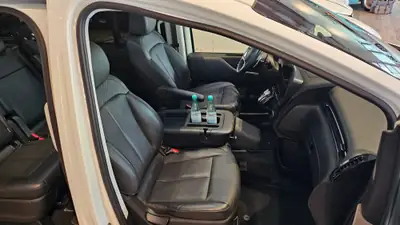 Hyundai Staria 2.2 CRDi Vertex 4WD — Monospace 9 places, 4x4, équipement premium — Thumbnail 18