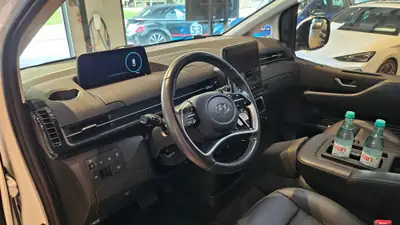 Hyundai Staria 2.2 CRDi Vertex 4WD — Monospace 9 places, 4x4, équipement premium — Thumbnail 26