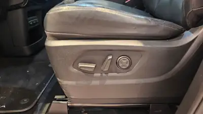 Hyundai Staria 2.2 CRDi Vertex 4WD — Monospace 9 places, 4x4, équipement premium — Thumbnail 28