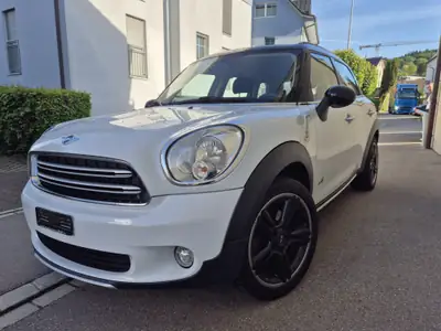 MINI Countryman 1.6i Cooper ALL4 — Polyvalence compacte et motricité intégrale — intérieur