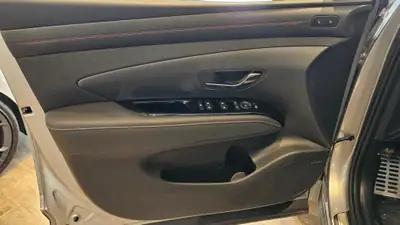 Hyundai Tucson 1.6 TGDI PHEV N-Line 4WD — SUV hybride rechargeable, 20 km, Pannodach — Thumbnail 24