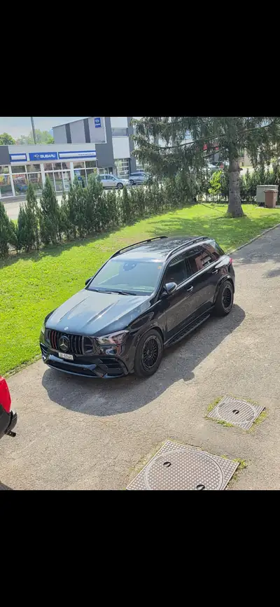 Mercedes-Benz GLE 63 S AMG 4matic+ — Performance brute et technologie hybride rechargeable — vue extérieure
