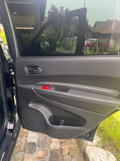Dodge Durango SRT 392 — Monstre américain 481 ch, 6 places, tout-terrain — Armaturenbrett