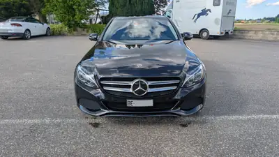Mercedes-Benz C 180 Avantgarde — Berline compacte premium, transmission 9G-TRONIC, première main — dettaglio