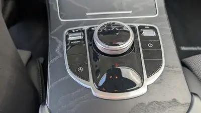 Mercedes-Benz C 180 Avantgarde — Berline compacte premium, transmission 9G-TRONIC, première main — Miniatura 9