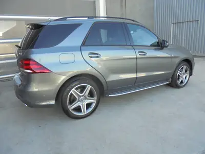 Mercedes-Benz GLE 350 d — SUV premium 7 places, 100'000 km, diesel efficace — intérieur
