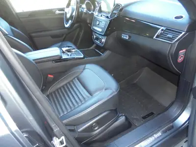 Mercedes-Benz GLE 350 d — SUV premium 7 places, 100'000 km, diesel efficace — détail