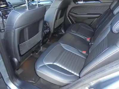 Mercedes-Benz GLE 350 d — SUV premium 7 places, 100'000 km, diesel efficace — Miniature 12