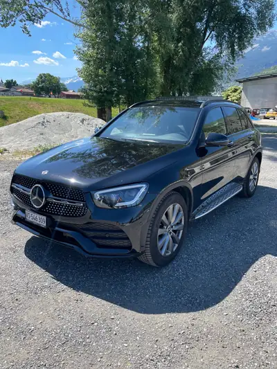 Mercedes-Benz GLC 220 d AMG Line — SUV diesel premium, 139'000 km, sans sinistre — exterior view