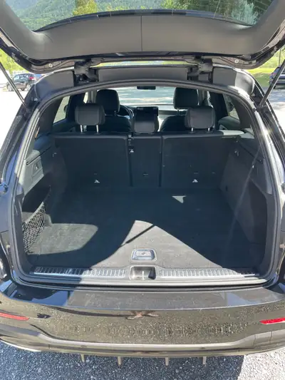 Mercedes-Benz GLC 220 d AMG Line — SUV diesel premium, 139'000 km, sans sinistre — detail