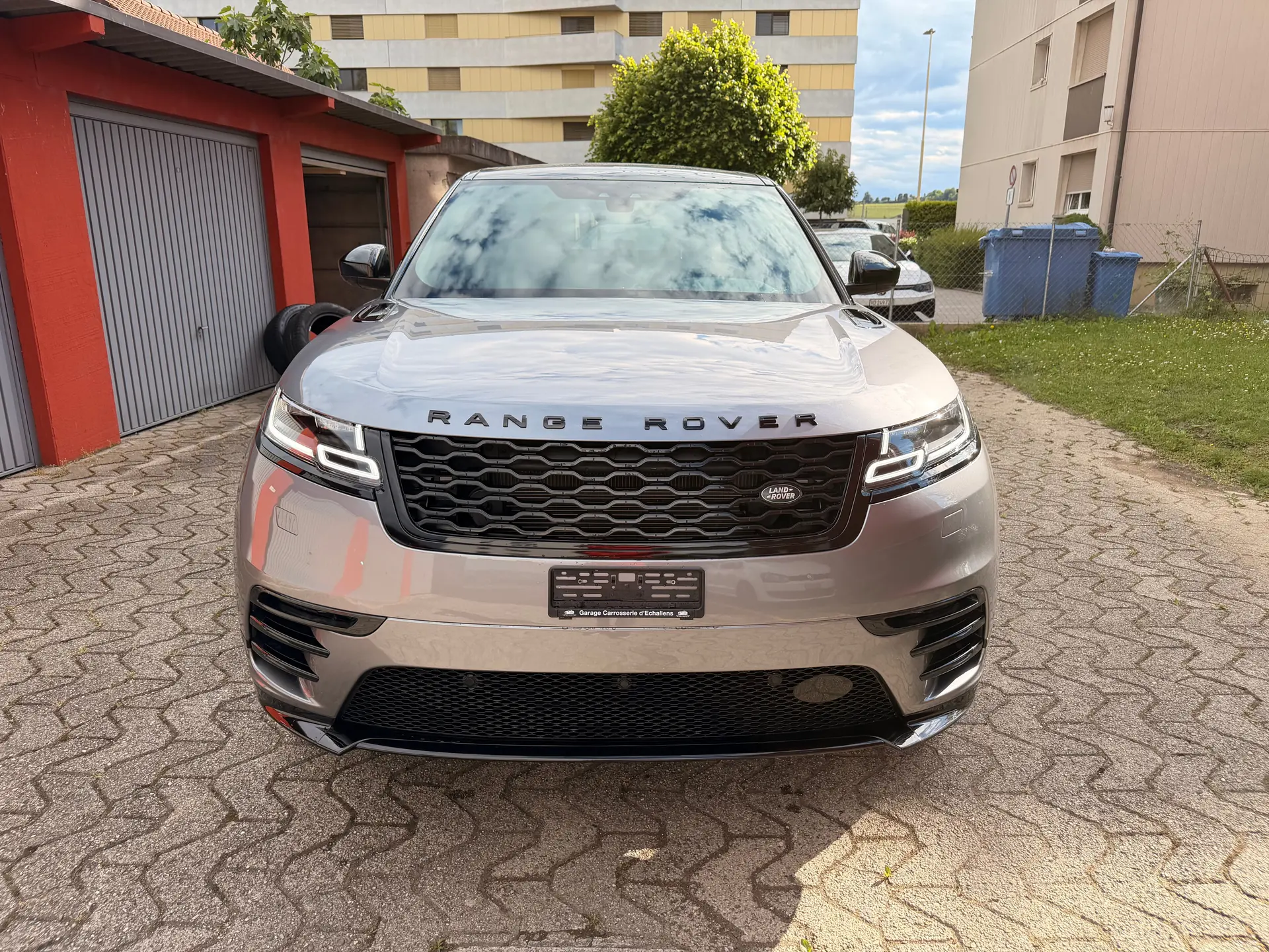 Land Rover Range Rover Velar 2.0 T 300 S — SUV premium avec 46'000 km seulement — vista esterna