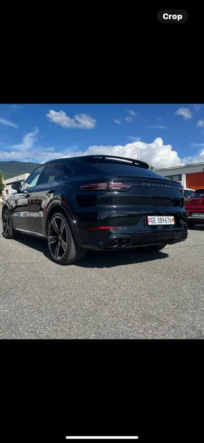 Porsche Cayenne 3.0 V6 E-Hybrid Coupé — SUV hybride rechargeable, 30'800 km seulement — Seitenansicht