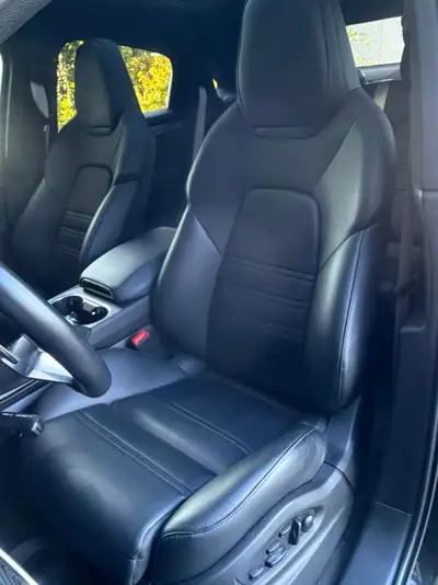 Porsche Cayenne 3.0 V6 E-Hybrid Coupé — SUV hybride rechargeable, 30'800 km seulement — Miniatur 7