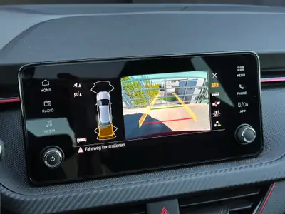 Skoda Scala 1.5 TSI Monte Carlo — Berline dynamique, garantie 5 ans, très peu kilométrée — Thumbnail 19