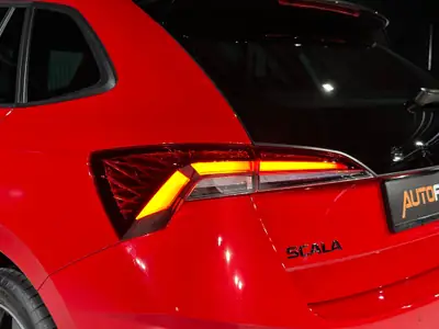 Skoda Scala 1.5 TSI Monte Carlo — Berline dynamique, garantie 5 ans, très peu kilométrée — Thumbnail 28