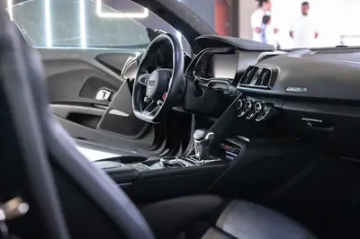 Audi R8 5.2 FSI V10 plus — Superbe coupé sport avec kit Vorsteiner Carbon complet — Miniatura 8