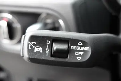 Porsche Macan Turbo PDK 2020 — 440 ch, Pack Chrono, Caméra 360° — Miniature 14