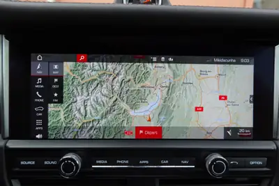 Porsche Macan Turbo PDK 2020 — 440 ch, Pack Chrono, Caméra 360° — Miniature 18