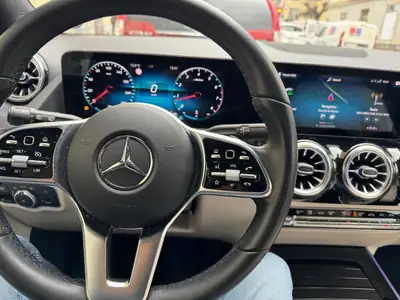 Mercedes-Benz GLA 250 4Matic — SUV compact performant, 7 500 km seulement — Heckansicht