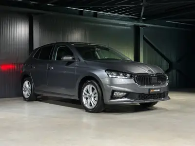 Skoda Fabia 1.5 TSI Selection DSG — Citadine dynamique, quasi neuve avec garantie 5 ans — dashboard