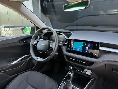 Skoda Fabia 1.5 TSI Selection DSG — Citadine dynamique, quasi neuve avec garantie 5 ans — Thumbnail 14
