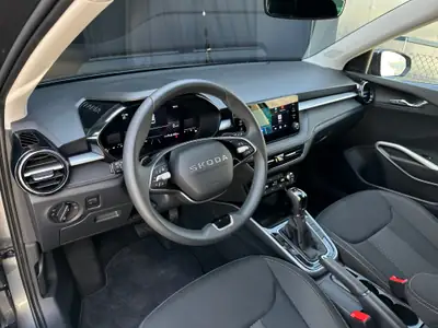 Skoda Fabia 1.5 TSI Selection DSG — Citadine dynamique, quasi neuve avec garantie 5 ans — Thumbnail 13