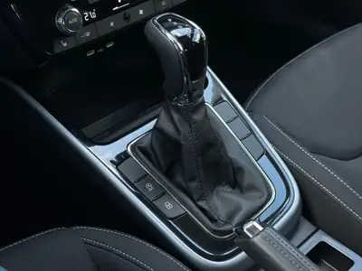 Skoda Fabia 1.5 TSI Selection DSG — Citadine dynamique, quasi neuve avec garantie 5 ans — Thumbnail 21