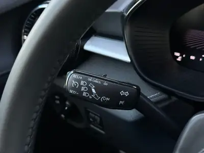 Skoda Fabia 1.5 TSI Selection DSG — Citadine dynamique, quasi neuve avec garantie 5 ans — Thumbnail 23