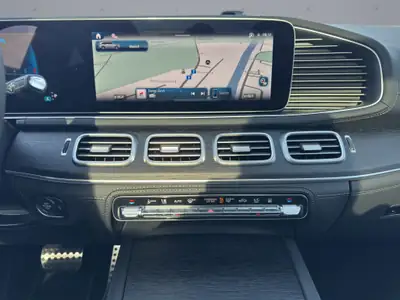 Mercedes-Benz GLS 63 AMG 4matic+ — SUV 7 places haute performance, 634 ch — Miniature 14