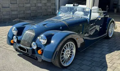 Morgan Plus Six 3.0T Bespoke — Le roadster anglais authentique, état exceptionnel — vista posteriore