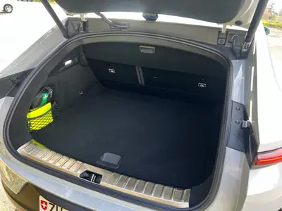 Polestar 4 Long Range Dual Motor — Berline électrique premium, 1900 km seulement — Miniature 10