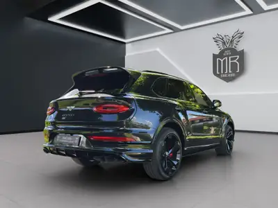 Bentley Bentayga V8 — SUV de luxe britannique, 549 ch, faible kilométrage — interior
