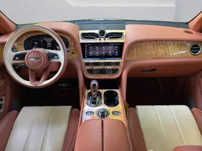 Bentley Bentayga V8 — SUV de luxe britannique, 549 ch, faible kilométrage — Thumbnail 12
