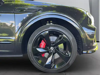 Bentley Bentayga V8 — SUV de luxe britannique, 549 ch, faible kilométrage — Thumbnail 20