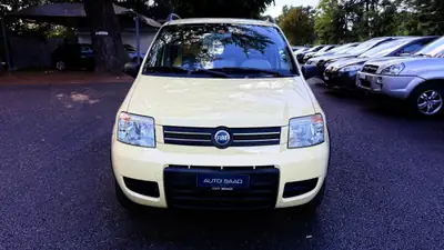 Fiat Panda 1.3 JTD 4x4 — Citadine robuste et économique, 105'000 km — vue extérieure