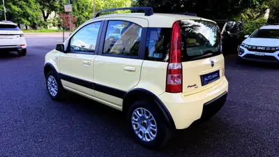 Fiat Panda 1.3 JTD 4x4 — Citadine robuste et économique, 105'000 km — tableau de bord