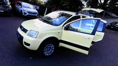 Fiat Panda 1.3 JTD 4x4 — Citadine robuste et économique, 105'000 km — Miniature 14