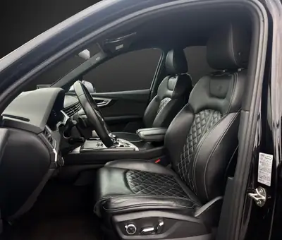 Audi SQ7 4.0 TDI — SUV 7 places premium, 435 ch et quattro intégral — Miniature 7