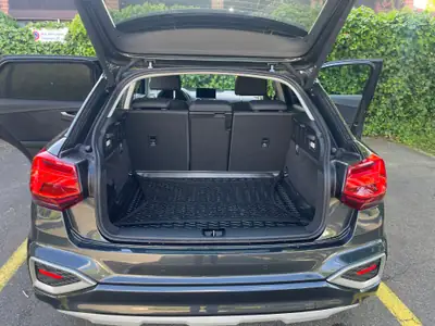 Audi Q2 35 TFSI Advanced — SUV compact premium, seulement 25'000 km — arrière