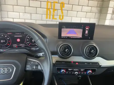 Audi Q2 35 TFSI Advanced — SUV compact premium, seulement 25'000 km — tableau de bord
