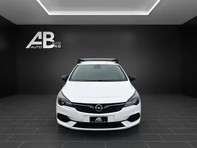 Opel Astra Sports Tourer 1.2 Turbo 145 ch — Break spacieux, frais d'entretien réduits — exterior view