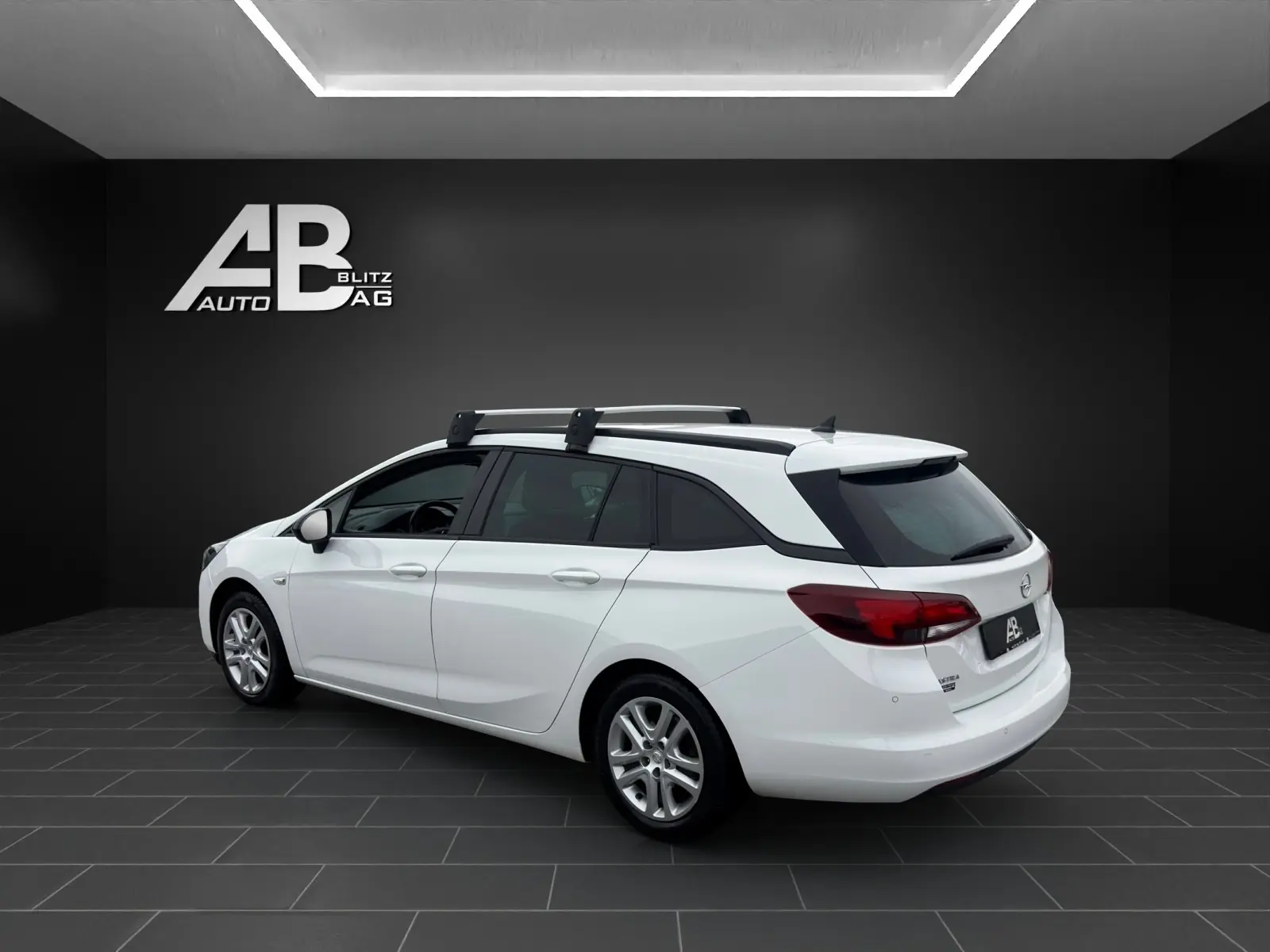 Opel Astra 2022 occasion Hunzenschwil — 3