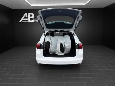 Opel Astra Sports Tourer 1.2 Turbo 145 ch — Break spacieux, frais d'entretien réduits — Thumbnail 14