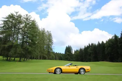 Chevrolet Corvette C4 LT1 Convertible — Muscle car américain légendaire, 306 ch — Miniatura 15