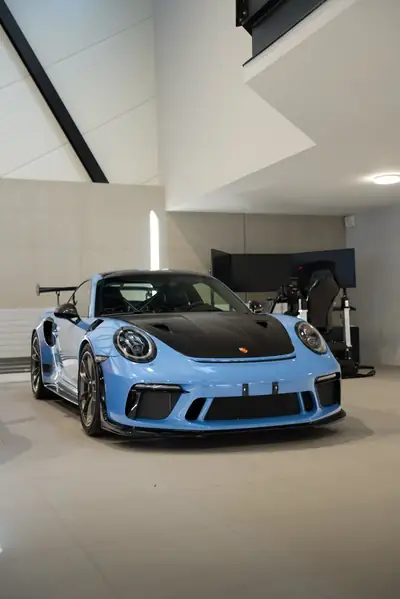 Porsche 911 4.0 GT3 RS PDK — Le coupé sportif ultime, 15'000 km seulement — vue extérieure